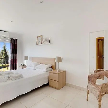 Garden House شقة